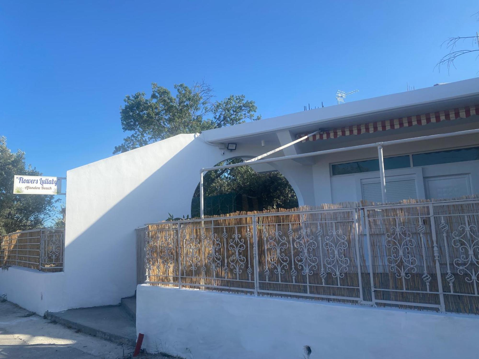 Tatil Evi Flowers Lullaby Loft Afantou