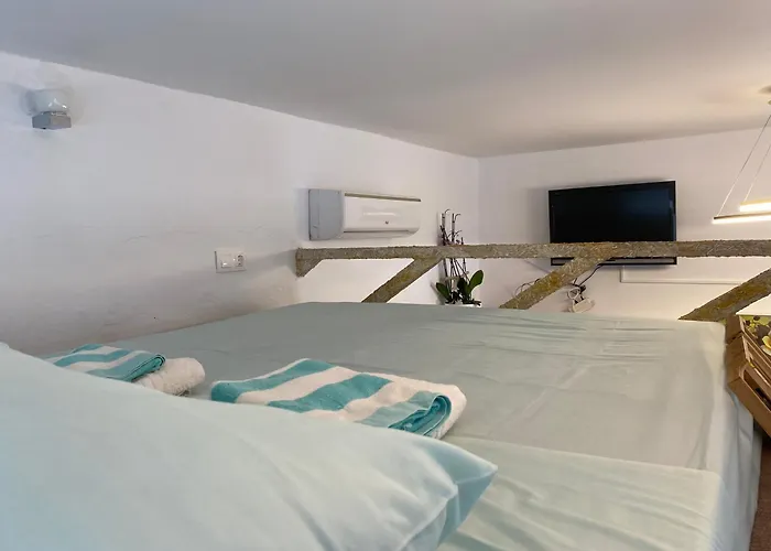 Flowers Lullaby Loft